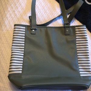 31 bags color block ooh la la tote in Olive Green